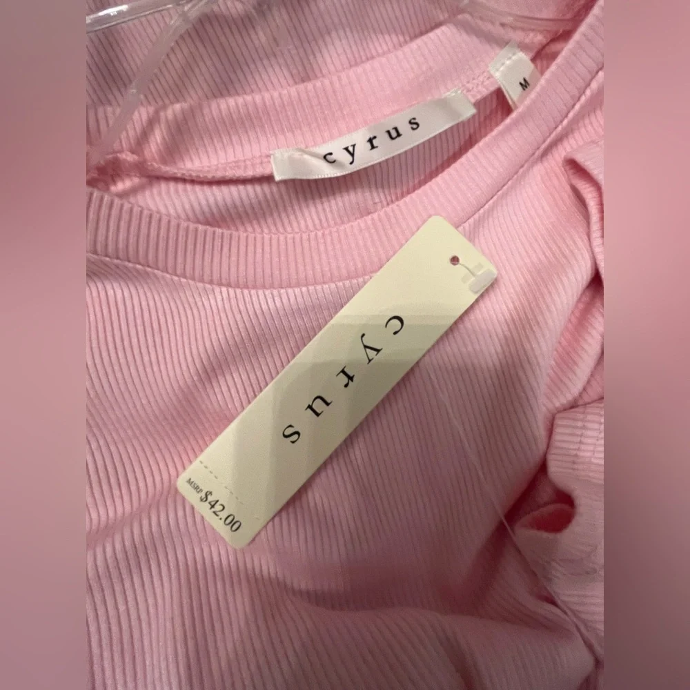 NWT Cyrus Soft Oversized Pink Ribbed Tee and Wide Leg pant Collection Set